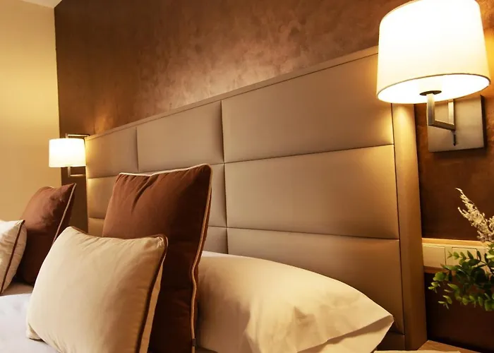 Agora Gasthof 3*
